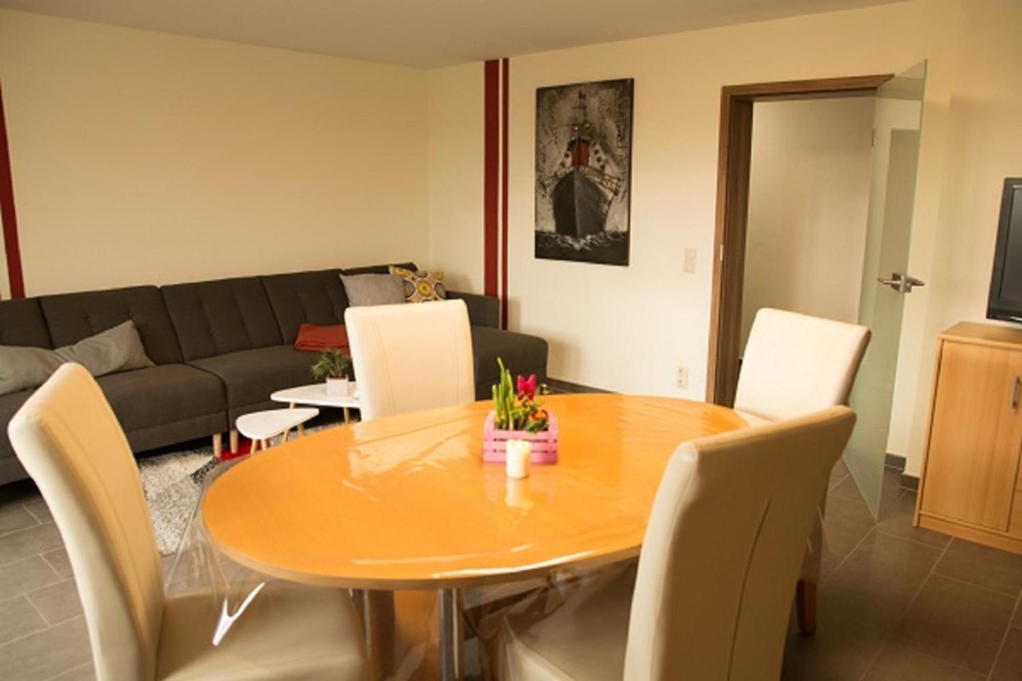 Ferienwohnung Frau Klara Hofheim in Unterfranken Exterior photo