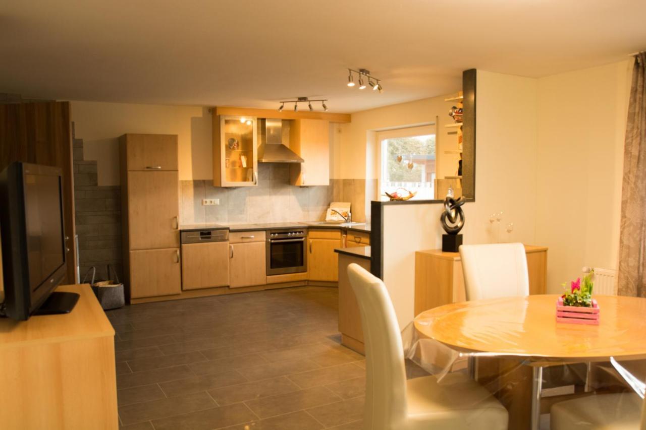 Ferienwohnung Frau Klara Hofheim in Unterfranken Exterior photo